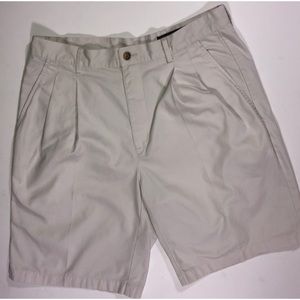 Greg Norman Golf Shorts Size 32” Waist.